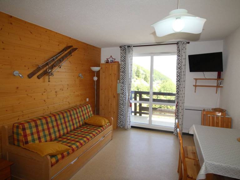 Renovated studio cabin for 4 near slopes with parking - Auris en Oisans — photo 3