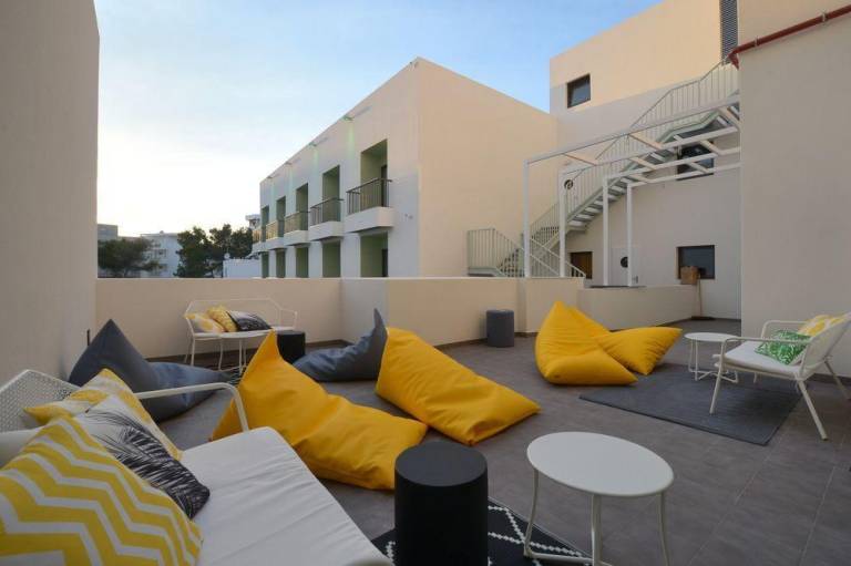 AMISTAT Island Hostel Ibiza - ALBERGUE JUVENIL — photo 2