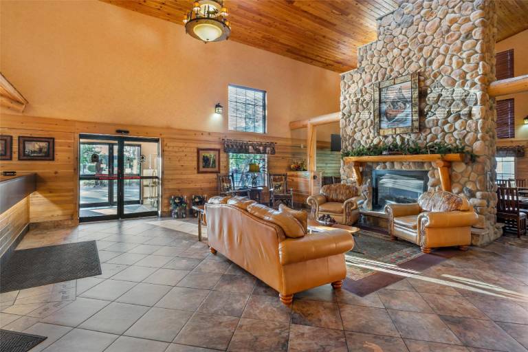 Best Western Plus Kelly Inn & Suites in Billings, MT