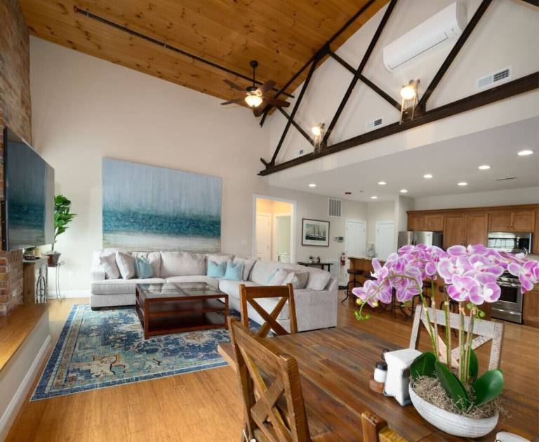 Condo Lexington