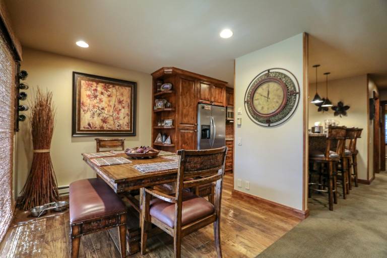 Fully equipped lovely condo with hot tub, terrace & BBQ | Dogs allowed — photo 2