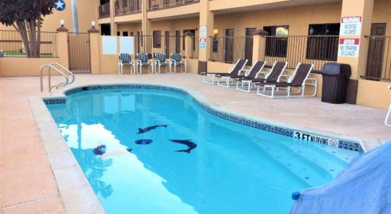 Texas Inn - Welasco/Mercedes — photo 2