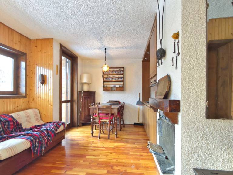 Holiday apartment with BBQ & patio | Mountain view — photo 2