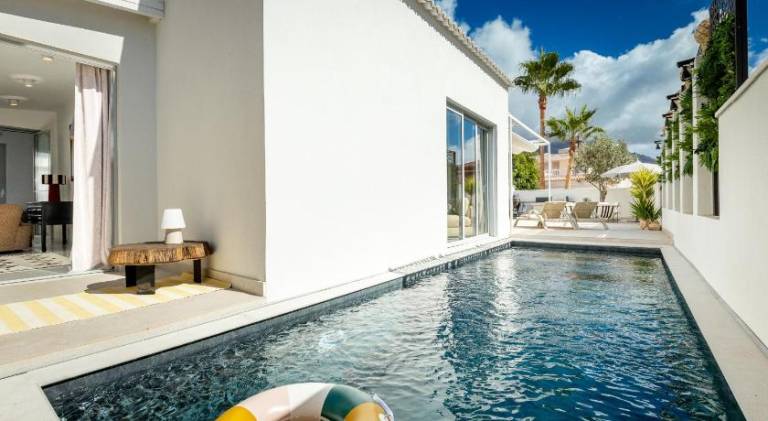 Spacious villa with pool | Pet-friendly — photo 5