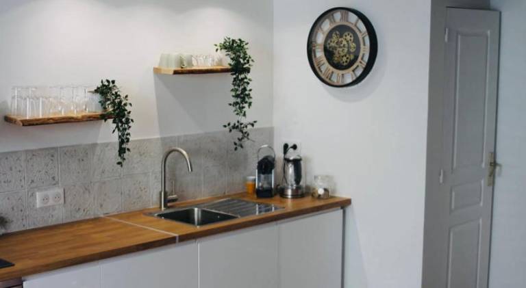 Holiday apartment with 1 room for 5 persons in Cassis