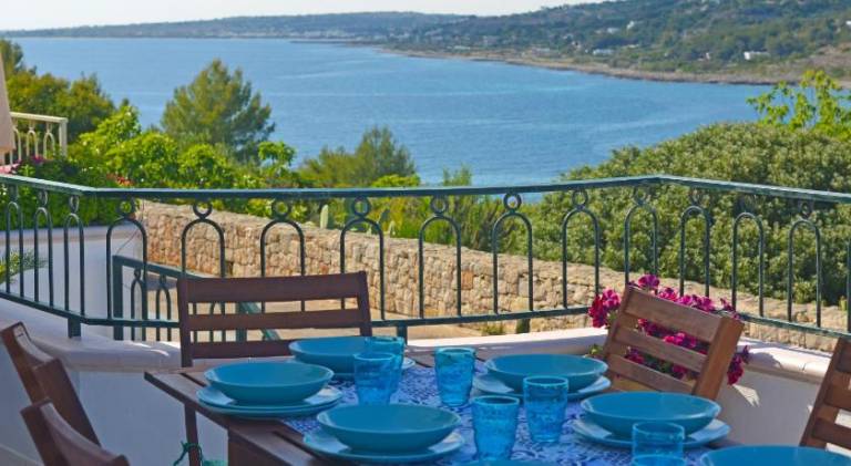 House with 4 rooms for 11 persons in Patu