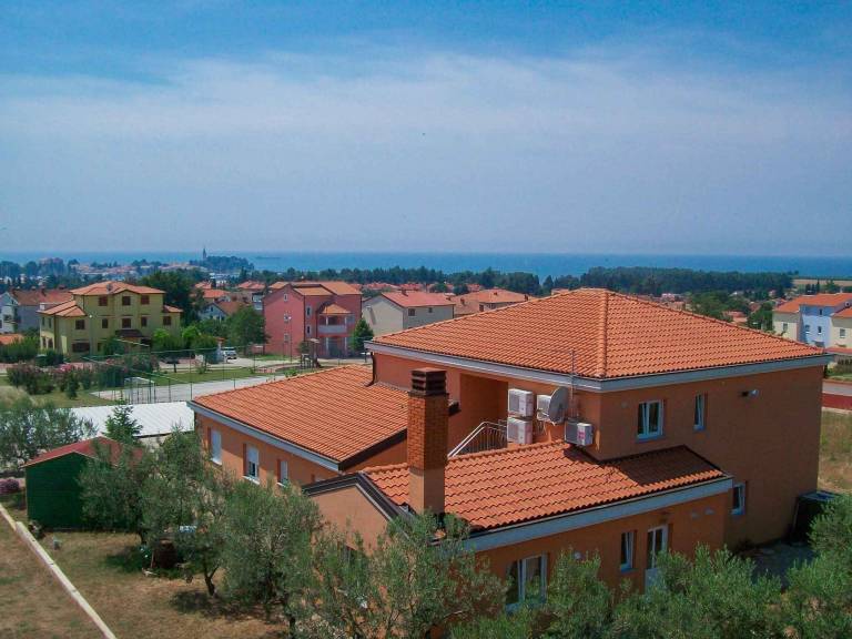Holiday apartment with BBQ & yard | Pets allowed — photo 2