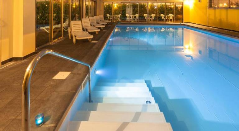 Serviced apartment with pool, sauna & garden | Good for workation — photo 2