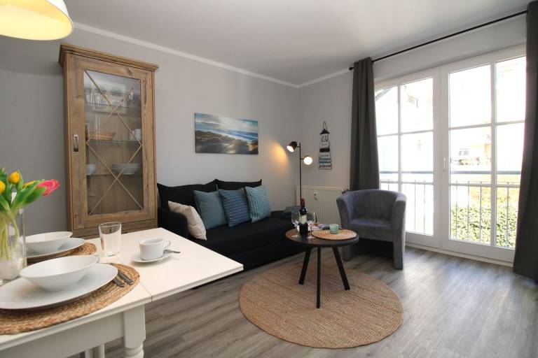 Appartementanlage Strandjuwel WE 242: strandnahes modernes 2-Zimmer-Appartement in Kuehlungsborn