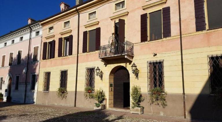 Hotel Il Duca barbablu in Mantua