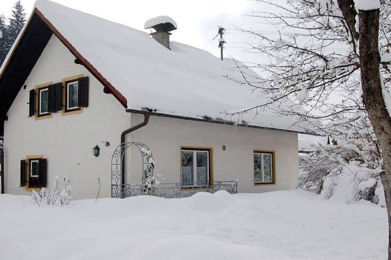 Ferienhaus mit Hund in Schiefling am See, Latschach für max. 8 Personen Ferienhaus mit Hund in Schiefling am See, Latschach für max. 8 Personen