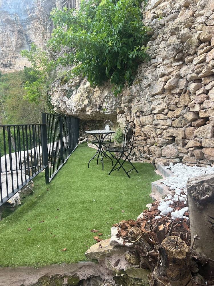 Aparthotel Pesquera de Ebro
