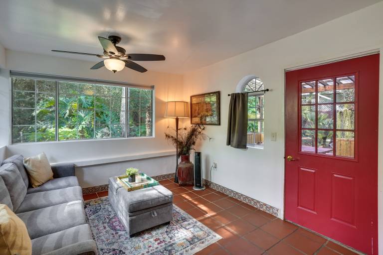 Creative SoCal Escape! Trabuco Canyon Casita — photo 4