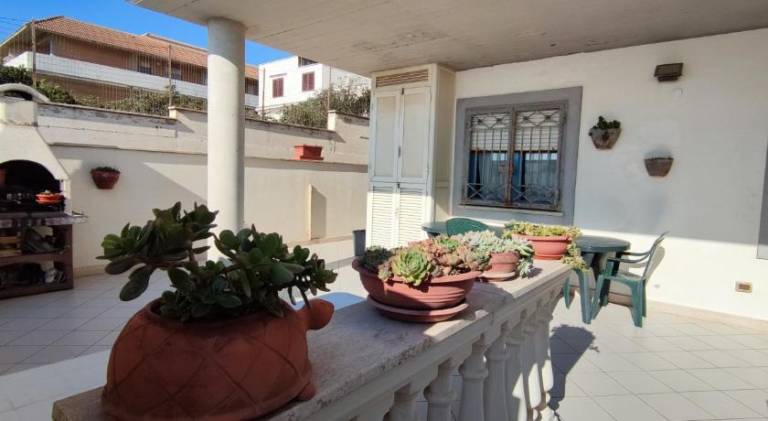 Apartment with 1 room for 5 persons — photo 3