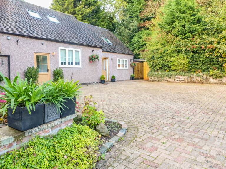 Cottage  Farley