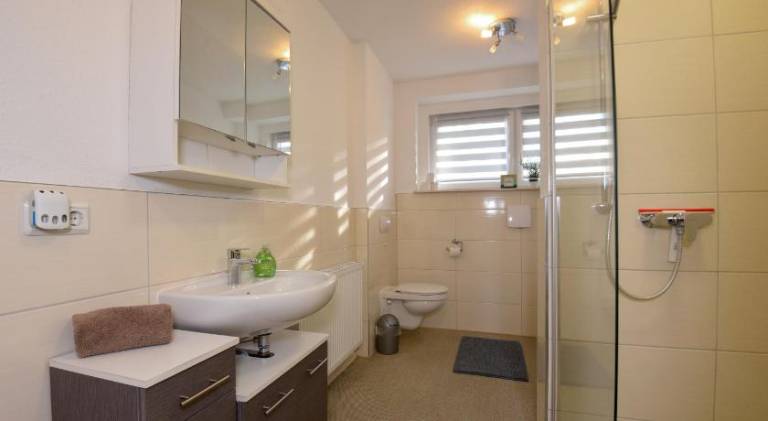 Rental apartment with 2 rooms for 6 persons — photo 2