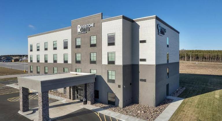 Riverstone Suites - Chippewa Falls — photo 2