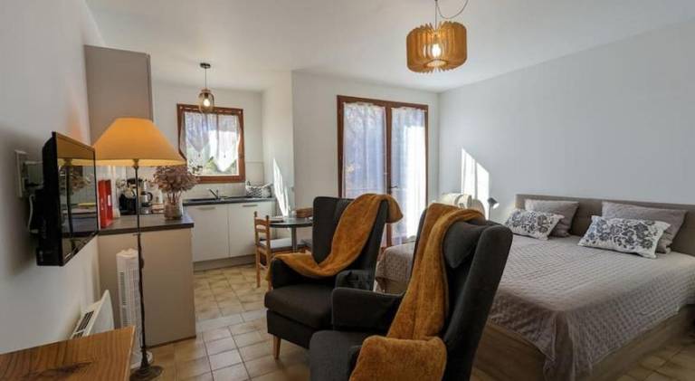 Apartment with 1 room for 2 persons in Gréoux-les-Bains