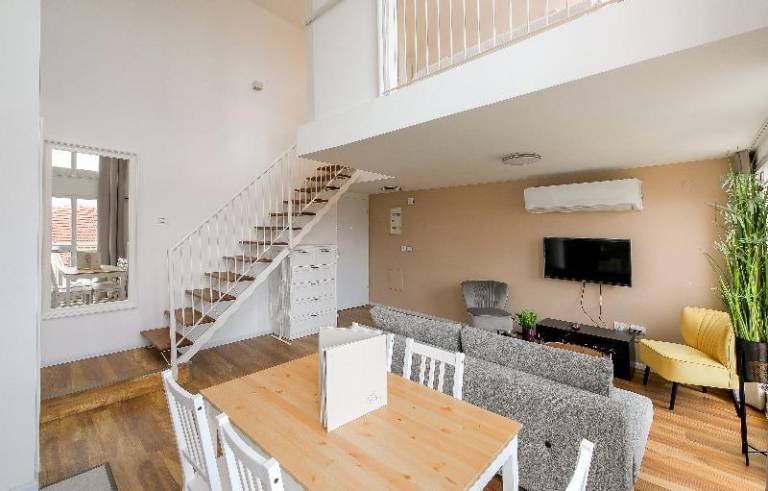 Holiday apartment with patio | Close to Neve Tzedek — photo 3