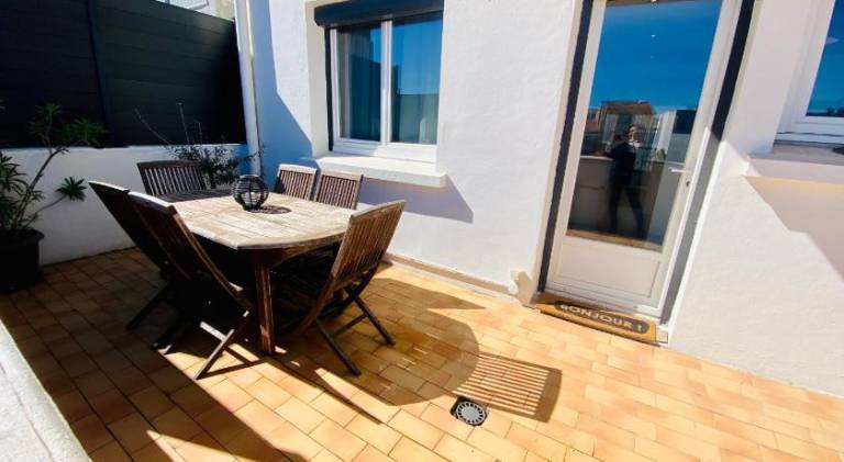 Apartment with barbeque & terrace — photo 4