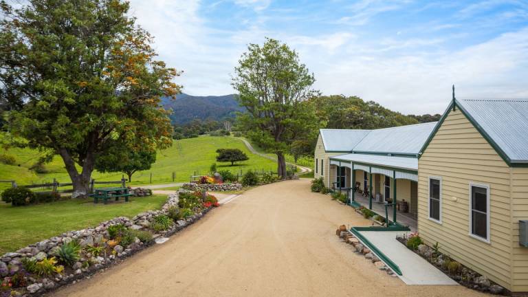 Cabin Mystery Bay