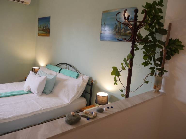 Apartment 'Helios Rhodos 2' with Private Terrace, Wi-Fi and Air Conditioning in Rhodes
