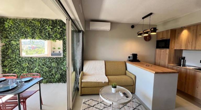 Rental apartment with pool | Next to the beach | Dogs allowed in Cogolin