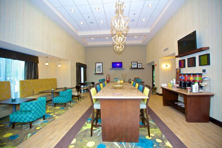 Hampton Inn & Suites Adairsville-Calhoun Area — photo 4