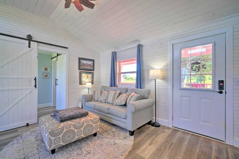Landscape Views: Sweetwater Country Cottage! — photo 5