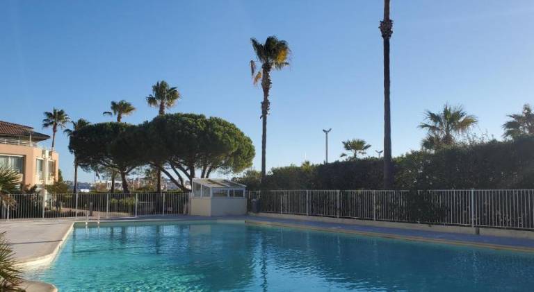 Holiday apartment with pool | Close to the beach | Dogs allowed — photo 3