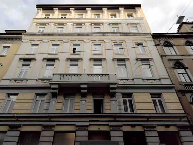Serviced apartment for 4 persons in Trieste