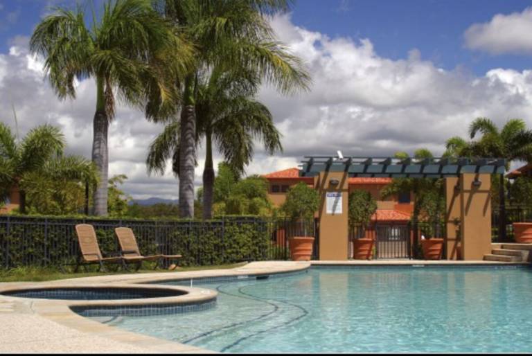 Private room  Burleigh Heads