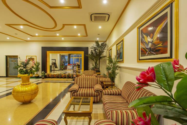 Hotel The Grand Regency