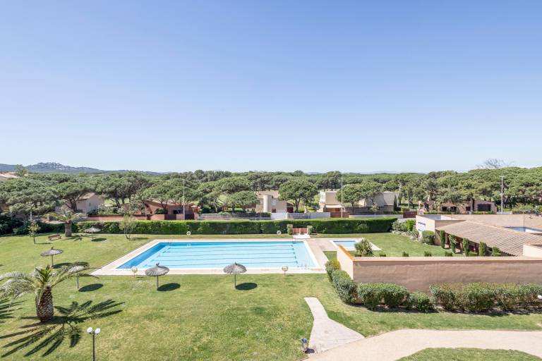 Charming holiday apartment with garden, fast internet & terrace | Garden view | Next to the beach | Pets are welcome — photo 2