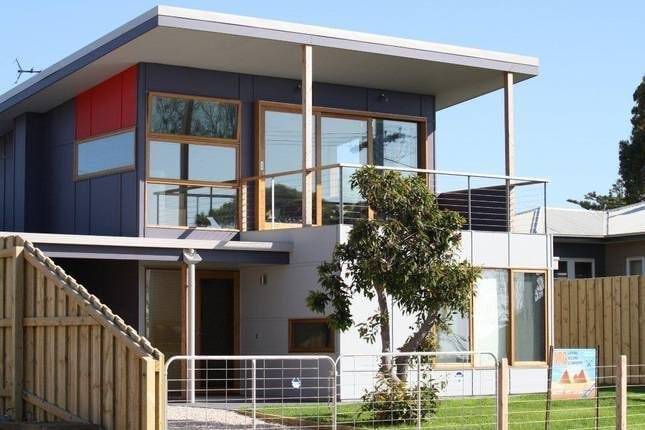 House  Kingscote
