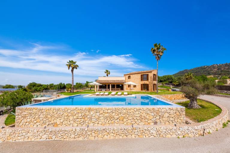 Finca with private pool, fast internet & patio | Garden view — photo 5