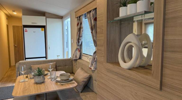 Riverside Haven — photo 2