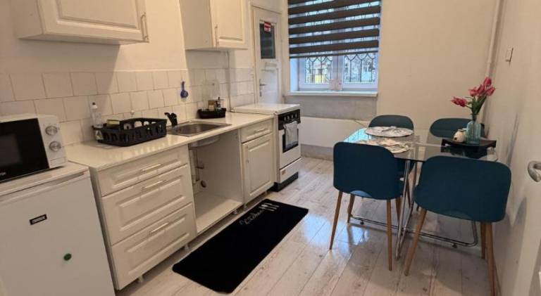 Rental apartment with 1 room for 3 persons in Miskolc