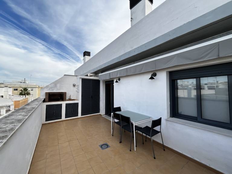 Holiday apartment with patio, BBQ & yard | Next to Cádiz Cathedral — photo 2