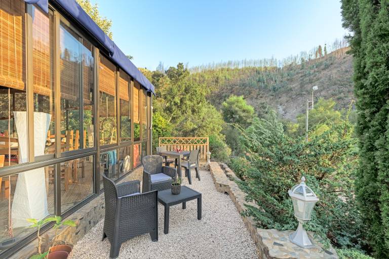 Fully equipped nice house with pool, terrace & yard | Mountain view | Perfect for remote work | Dogs allowed — photo 2
