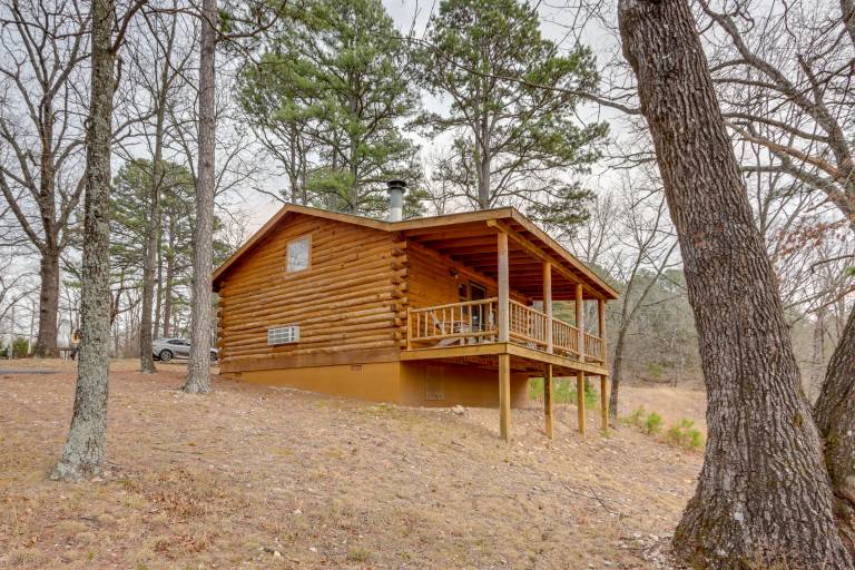 Eureka Springs Cabin on 9+ Acres: Community Perks! — photo 2
