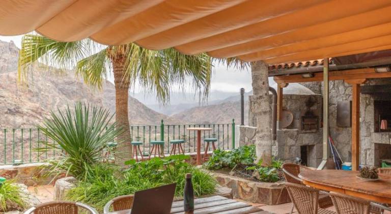 Holiday apartment with yard | Pets are welcome in Tejeda