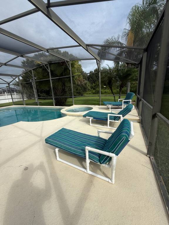 Children-friendly wonderful vacation home with jacuzzi & private pool | Pets allowed — photo 4