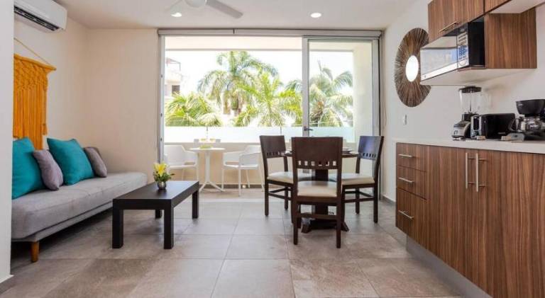 Rental apartment with pool — photo 5