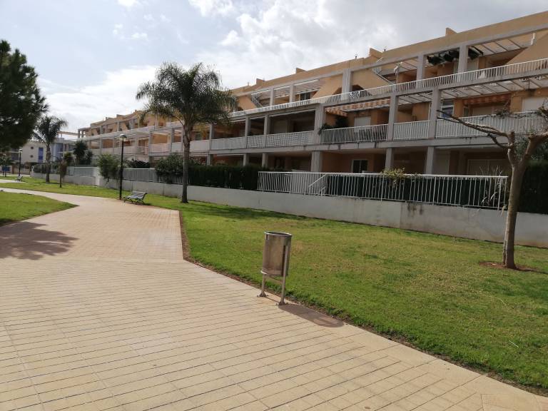 Rental apartment with patio, garden & pool | Close to the beach | Pets allowed — photo 4