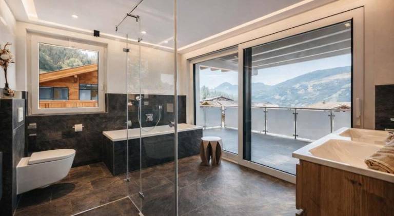 Vacation home with hot tub & pool | Suitable for remote work — photo 2