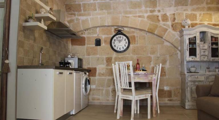 Apartment with 1 room for 5 persons — photo 4