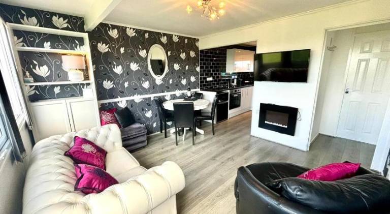 House with pool | Next to the beach | Pet-friendly in Great Yarmouth