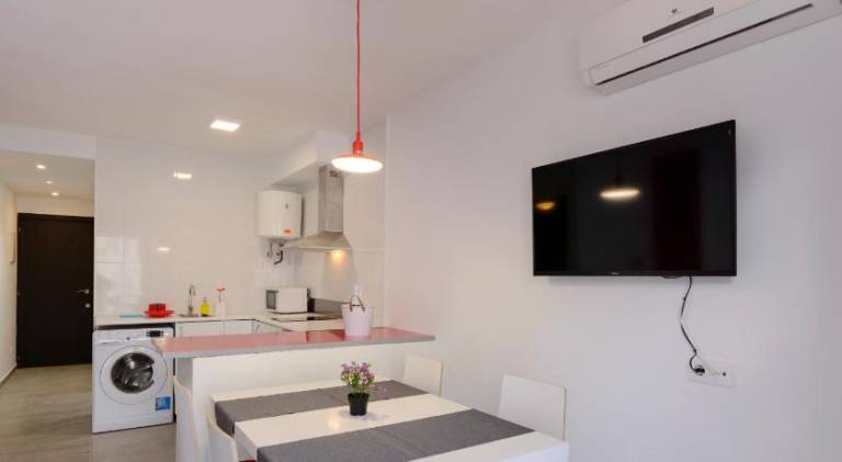 Holiday apartment with terrace in Tossa de Mar