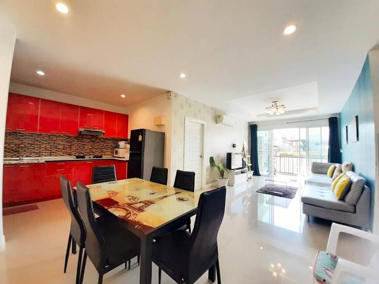 House with barbecue, private pool & terrace | Suitable for remote work — photo 3